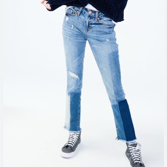 Aeropostale low rise Blue Straight Leg Jeans with Patchwork Design - Picture 1 of 12